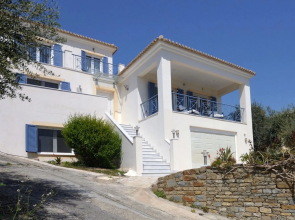 Villa in Finikounta Near Sandy Beach
