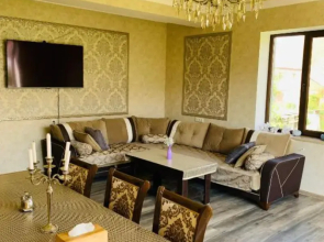 Siran Guest House