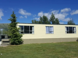 High Country Motel and Backpackers
