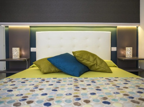 Room-exclusive Room in B&b