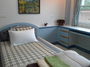 Hat-yai Family  Boutique Bed and Breakfast (Nakarinthanee Village)