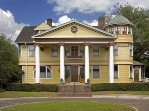 Courtyard at Lake Lucerne