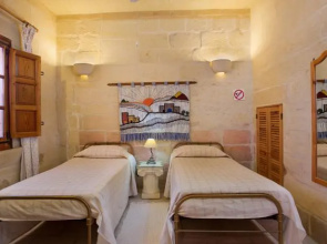 Ta leli farmhouse