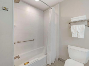Best Western Plus Gardena Inn & Suites