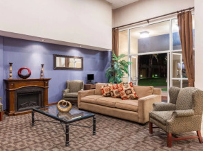 Days Inn by Wyndham Bakersfield