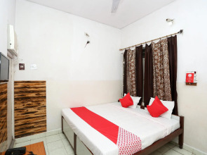 OYO 28731 Hotel Vishal