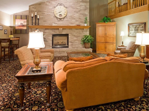 AmericInn Lodge and Suites White Bear Lake