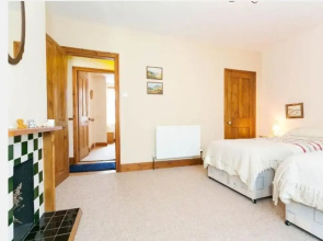 2-bed 2- Bath Cottage Half Price Monthly Booking