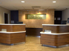 Courtyard by Marriott Atlanta Northlake
