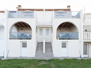 Vistamar 1 in Oliva With 2 Bedrooms and 1 Bathrooms