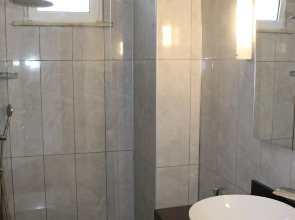 The Prince Inn Hotel & Villas