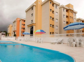 Sun Way Apartamento com piscina e churrasqueira.