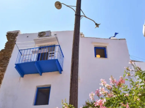 The Blue and White house in Ioulis, Kea