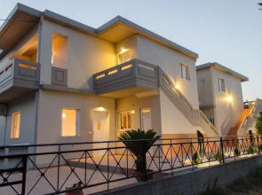 Iokasti Homes
