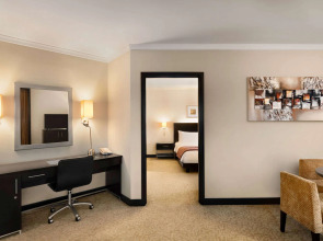 Ramada Plaza by Wyndham Dubai Deira