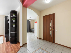 Tolstoy Apart Лейтейзена 9