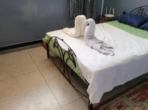superbe Appartement avec entrée privée et à 10 de la plage