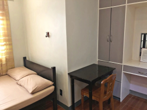 Wyne's Hometel