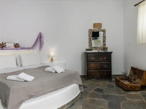 Psaravolada Hotel Milos