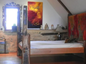 14Th Century Arty Converted Barn