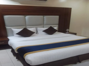 Night Star Furnished Apartments 2