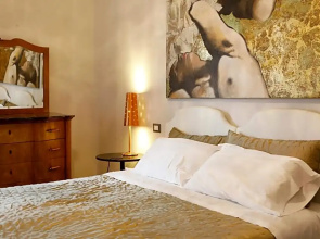 B&B FlairHouse