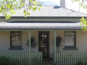 Magnolia Cottage