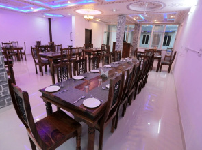 OYO Flagship 29841 Ranbanka Hotel
