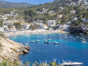Oceanfront Retreat in Sant Josep de sa Talaia With Shared Pool