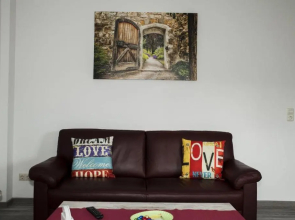 EXKLUSIVE Ferienwohnung mit Balkon, 2 Schlafzimmer im HAUS SERTÜRNER