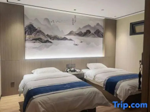 Guoji Hotel (Wanyang Zhongchuangcheng Industrial Zone)