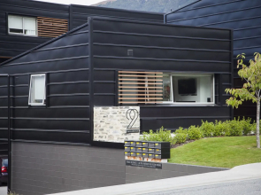 22 Hallenstein Apartments by Staysouth