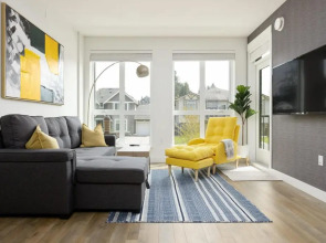 Lovely 3 bedroom Coquitlam