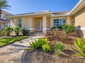 135 Tropicana Drive
