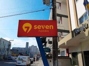 7Seven Hoteis Itajai