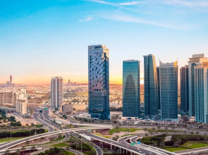 Taj Jumeirah Lakes Towers