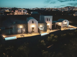 Uranides Luxury Suites