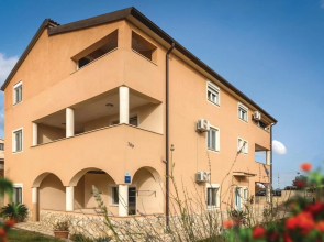 Stunning Home in Liznjan With Wifi and 1 Bedrooms
