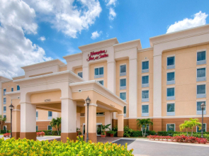 Hampton Inn & Suites Fort Myers - Colonial Blvd
