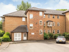 St Giles Close
