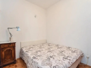 Beautiful Apartment in Pucisca With 1 Bedrooms and Wifi