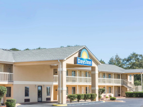 Days Inn by Wyndham Royston