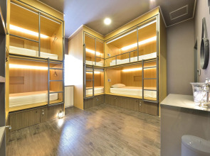 WITH U Hotel & Guesthouse