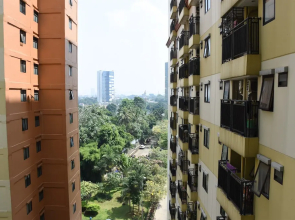 Homey and Simply Studio Room at Kebagusan City Apartment