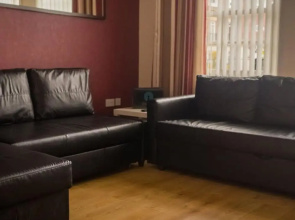 The Storyhouse Gathering 5 Bed - Sleeps 13 City Centre
