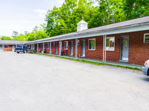 Travelers Inn by OYO Beaver, Hwy 19
