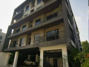 RM303 Room 36