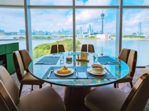 YOHO Treasure Island Hotel