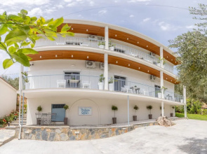 Pteleo apartments