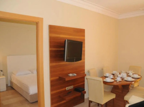 Gold City 3B Penthouse with Free AquaPark